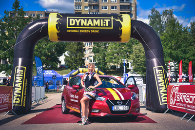 108 KM MOTERŲ IŠŠUKIS