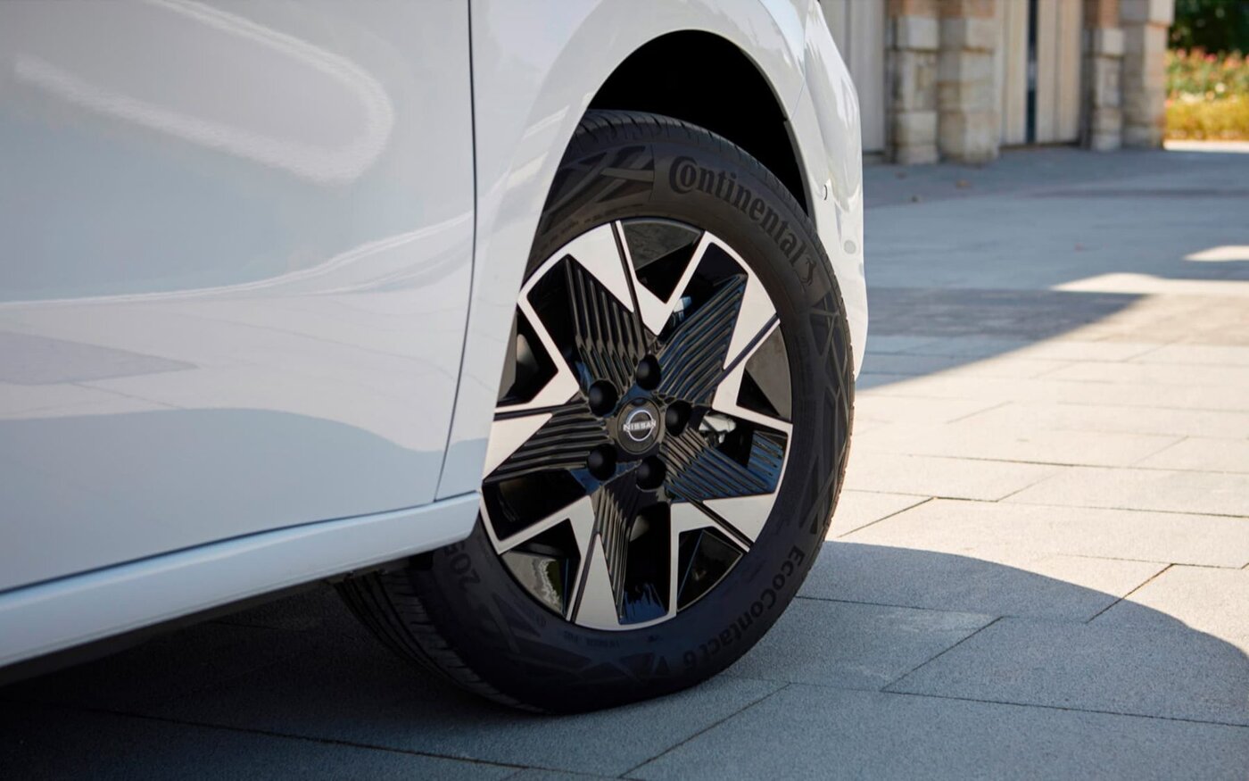 Nissan Townstar Van lengvojo lydinio ratlankiai „Diamond cut“